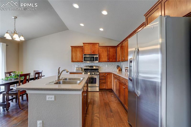 8023 Silver Birch Dr, Colorado Springs, CO 80927