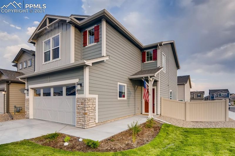 8027 Basaltic Dr, Colorado Springs, CO 80938