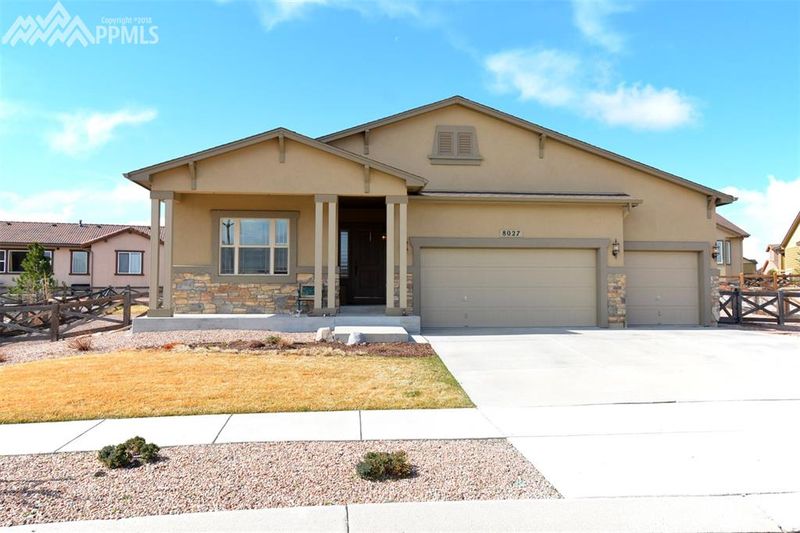 8027 Bigcone Cir, Colorado Springs, CO 80927