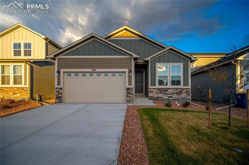 8035 Moosejaw Dr, Colorado Springs, CO 80908