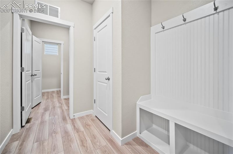 8035 Moosejaw Dr, Colorado Springs, CO 80908