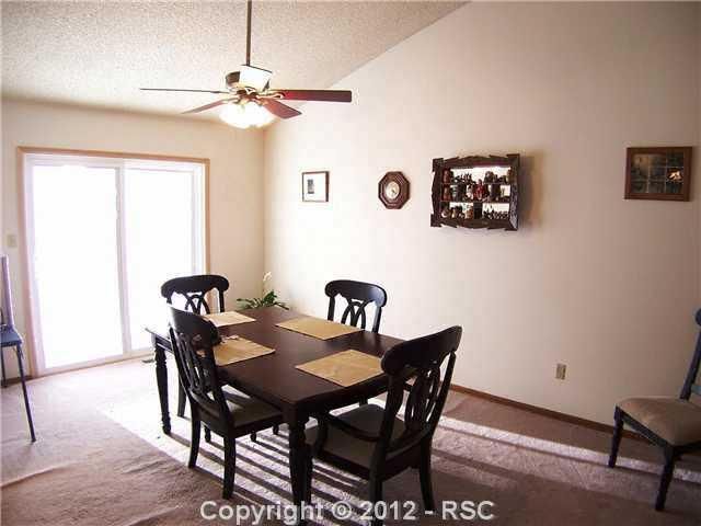 8040 Pinoak Ct, Colorado Springs, CO 80920