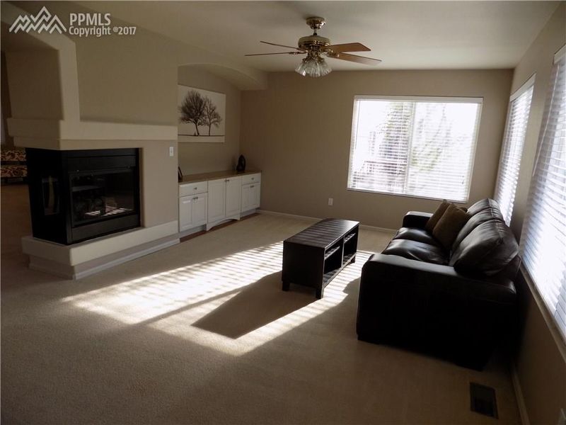 8041 Radcliff Dr, Colorado Springs, CO 80920