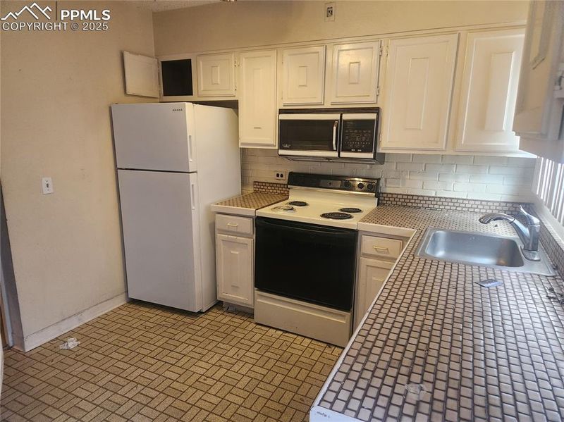805 E 7th Ave #8, Denver, CO 80218