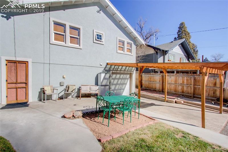 805 E Platte Ave, Colorado Springs, CO 80903
