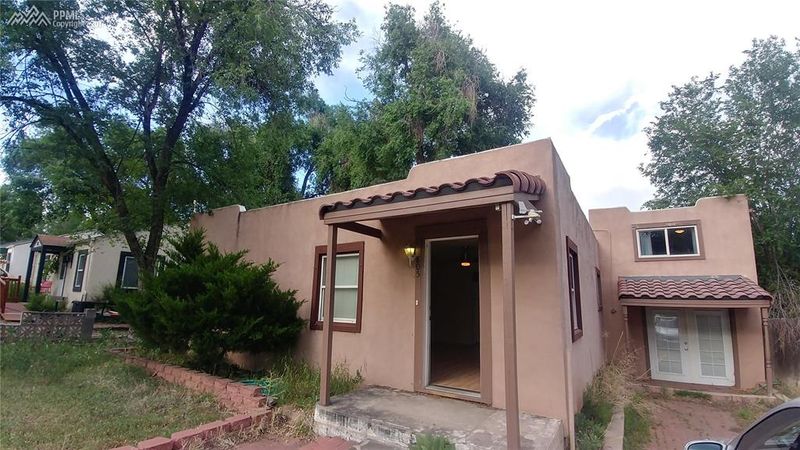 805 Prairie Rd, Colorado Springs, CO 80909