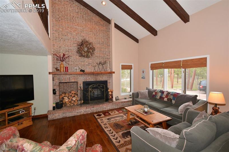 805 Woodmoor Dr, Monument, CO 80132