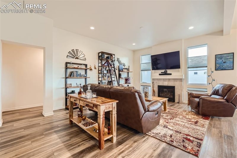 8050 De Anza Peak Trl, Colorado Springs, CO 80924