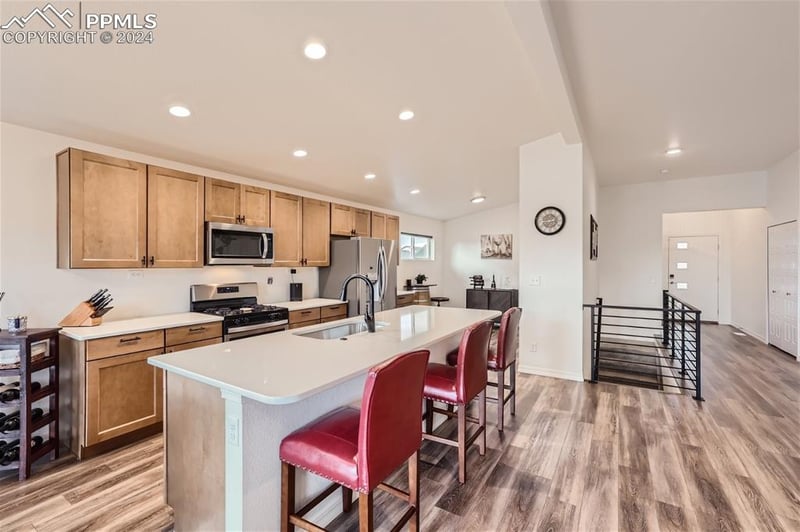 8050 De Anza Peak Trl, Colorado Springs, CO 80924