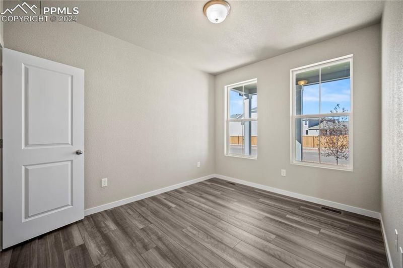 8051 Moosejaw Dr, Colorado Springs, CO 80908