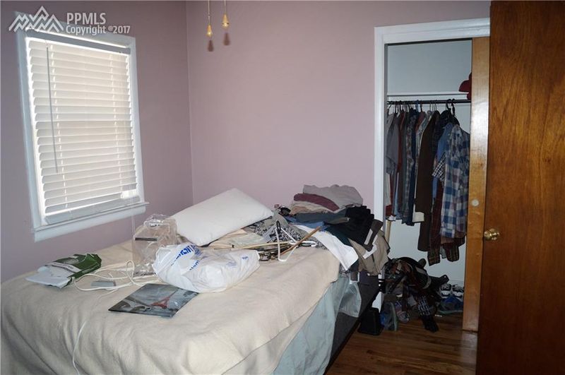 806 W 11th St, Pueblo, CO 81003