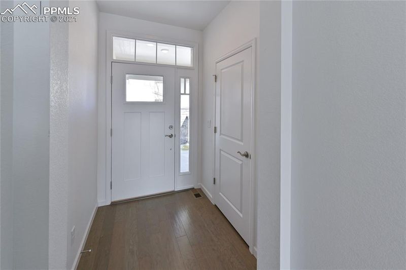 807 Marine Corps Dr, Monument, CO 80132
