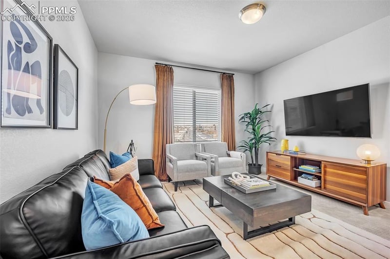 8071 School House Dr, Colorado Springs, CO 80921