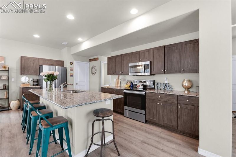 8075 Basaltic Dr, Colorado Springs, CO 80938
