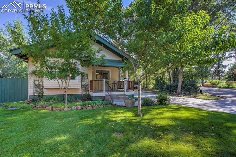 808 E Washington St, Colorado Springs, CO 80907