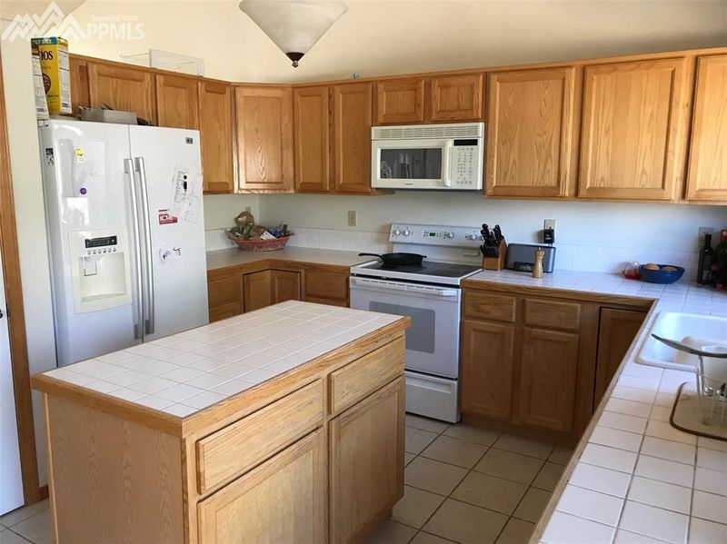 8080 Interlaken Dr, Colorado Springs, CO 80920