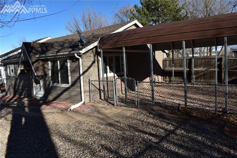 809 S 23rd St, Colorado Springs, CO 80904