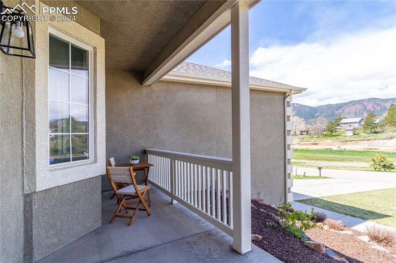809 Meadow Ln, Palmer Lake, CO 80133
