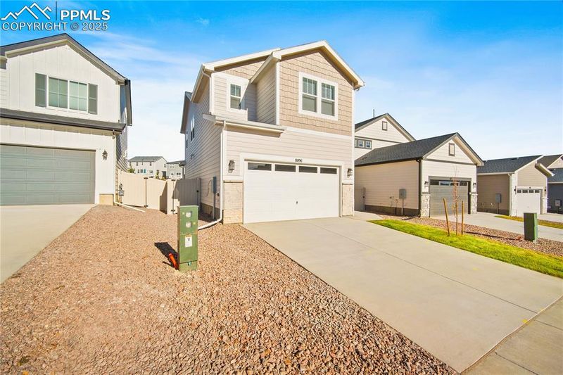 8096 Falling Rock Dr, Colorado Springs, CO 80925