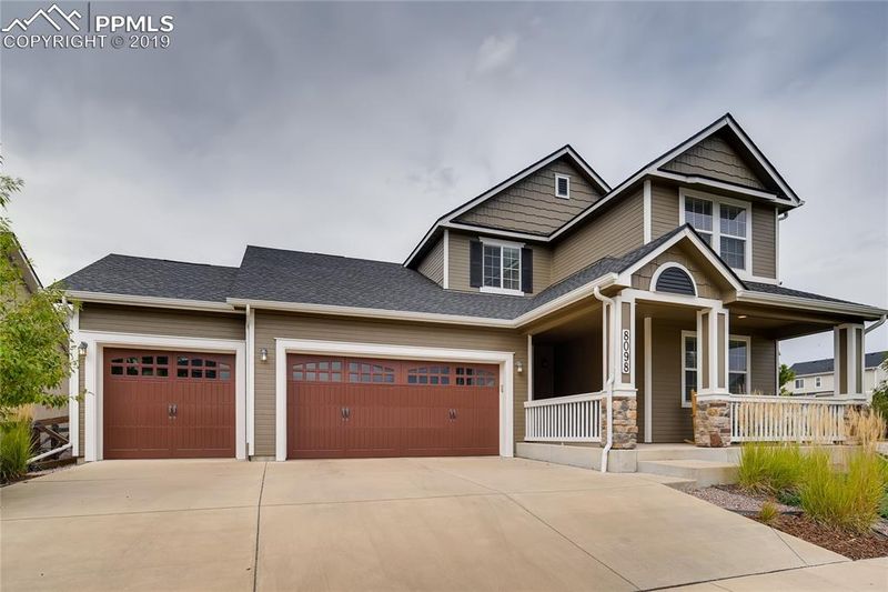 8098 Hollygrape Ln, Colorado Springs, CO 80927