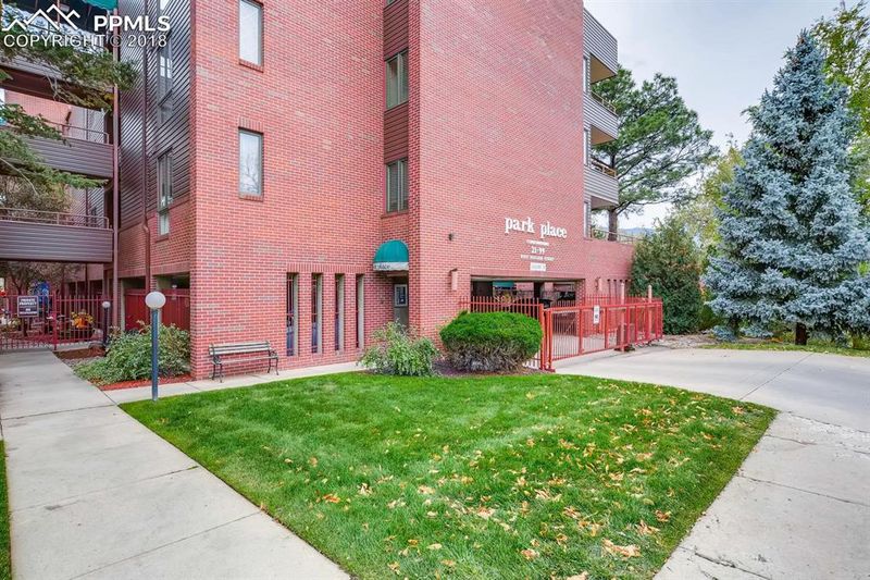 81 W Boulder St, Colorado Springs, CO 80903
