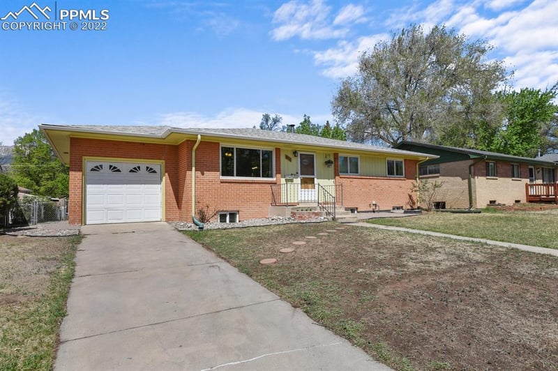 810 31st St, Colorado Springs, CO 80904