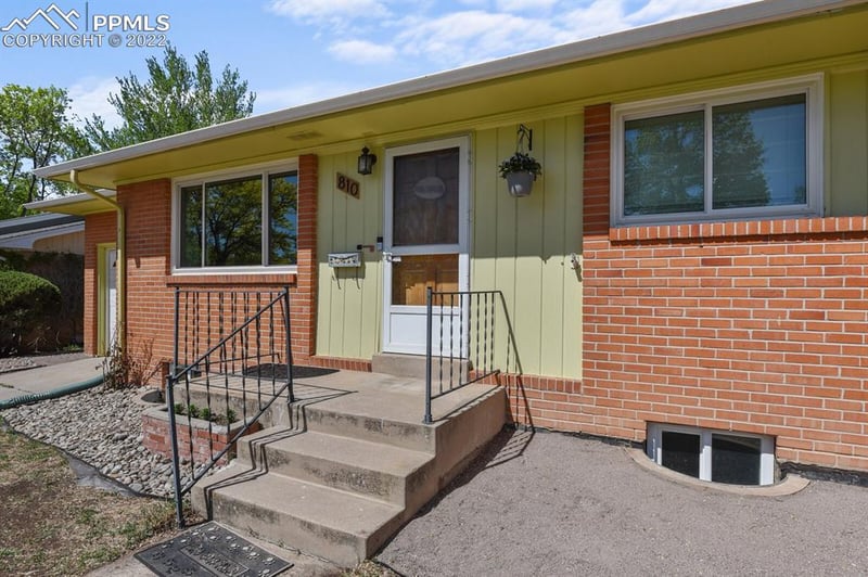 810 31st St, Colorado Springs, CO 80904