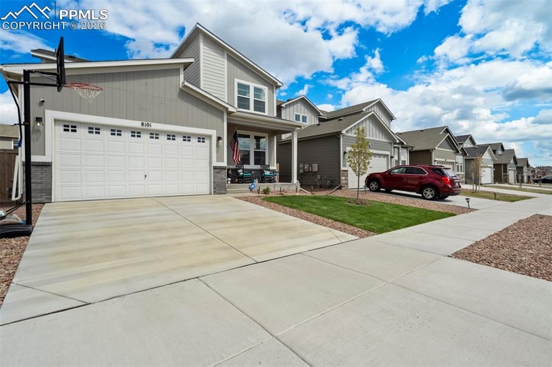 8101 Goldenray Pl, Colorado Springs, CO 80908