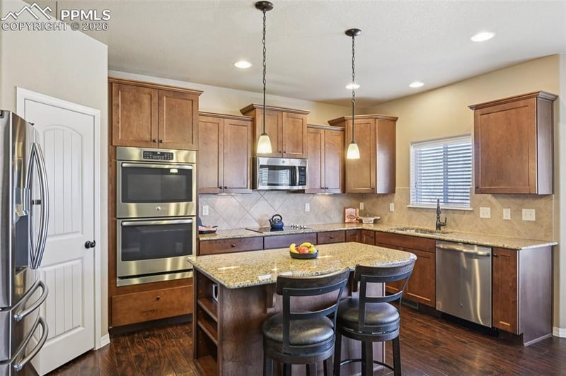 8103 Glory Dr, Colorado Springs, CO 80924
