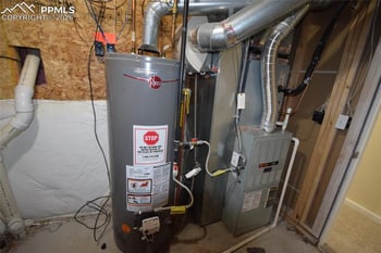 8105 Sedgewick Dr, Colorado Springs, CO 80925