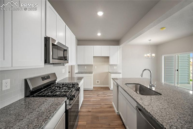 8107 Grey Bark Way, Colorado Springs, CO 80908