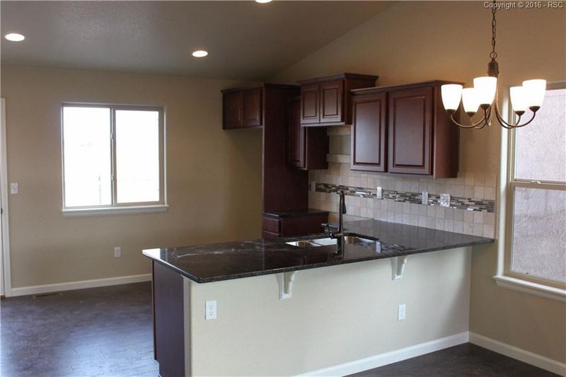 8107 Mockorange Hts, Colorado Springs, CO 80908