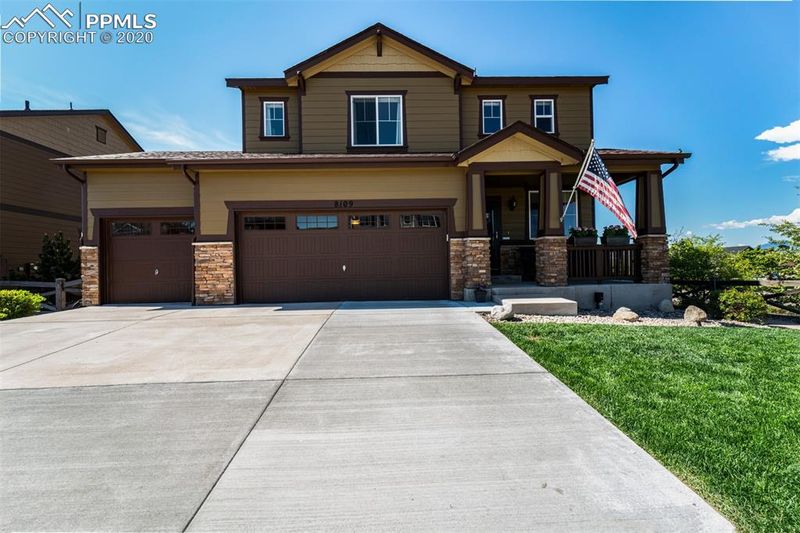 8109 Hollygrape Ln, Colorado Springs, CO 80927