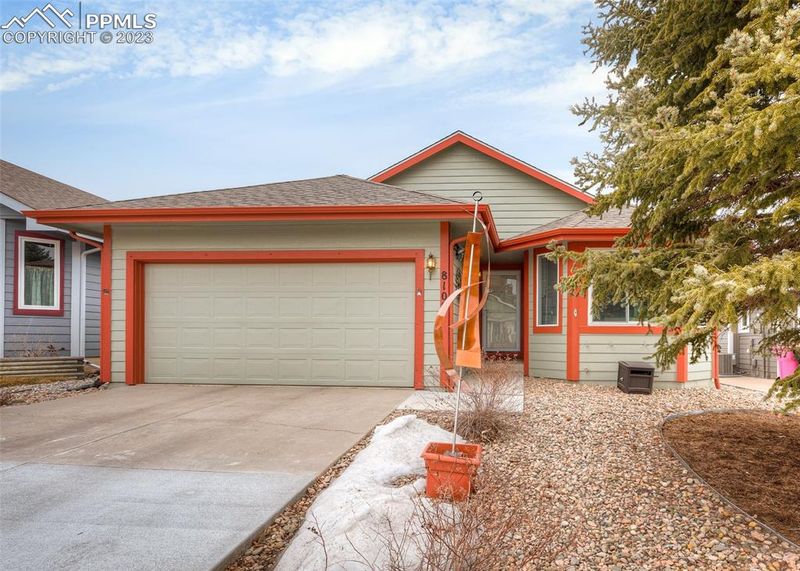8109 Telegraph Dr, Colorado Springs, CO 80920