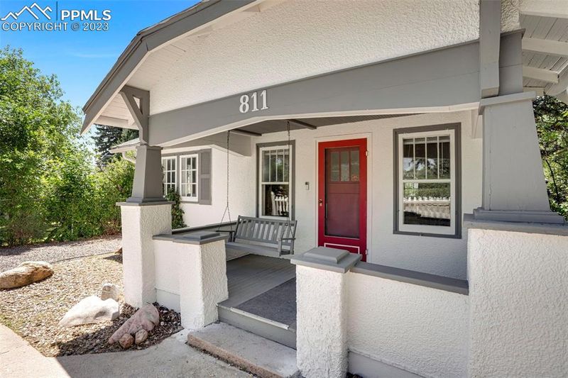 811 Cheyenne Blvd, Colorado Springs, CO 80905
