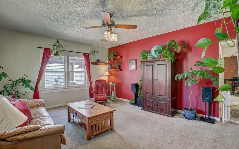 811 N El Paso St, Colorado Springs, CO 80903