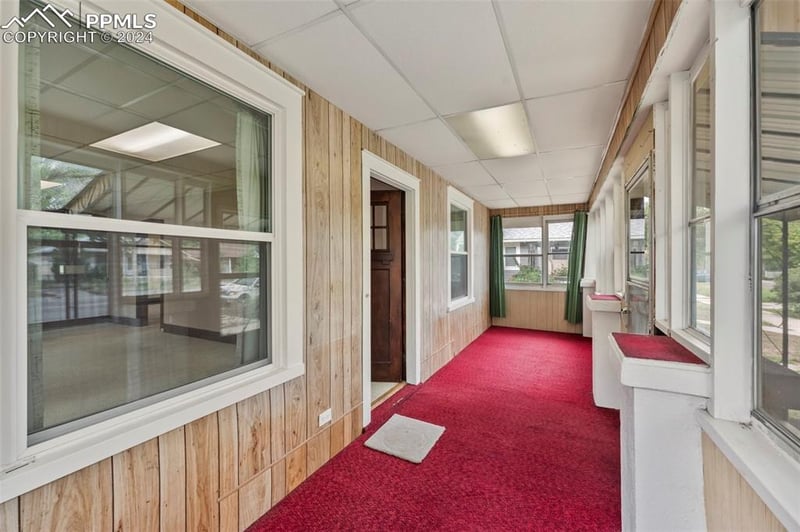 811 St Vrain St, Colorado Springs, CO 80903