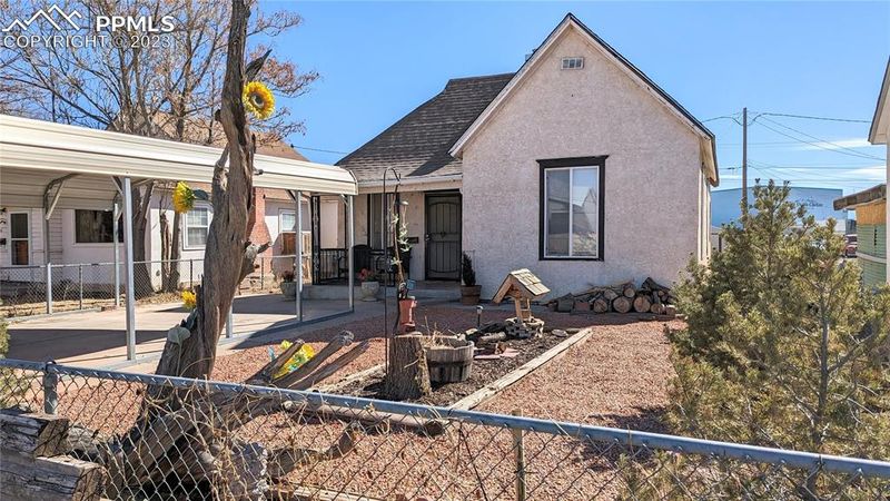 812 W 9th St, Pueblo, CO 81003