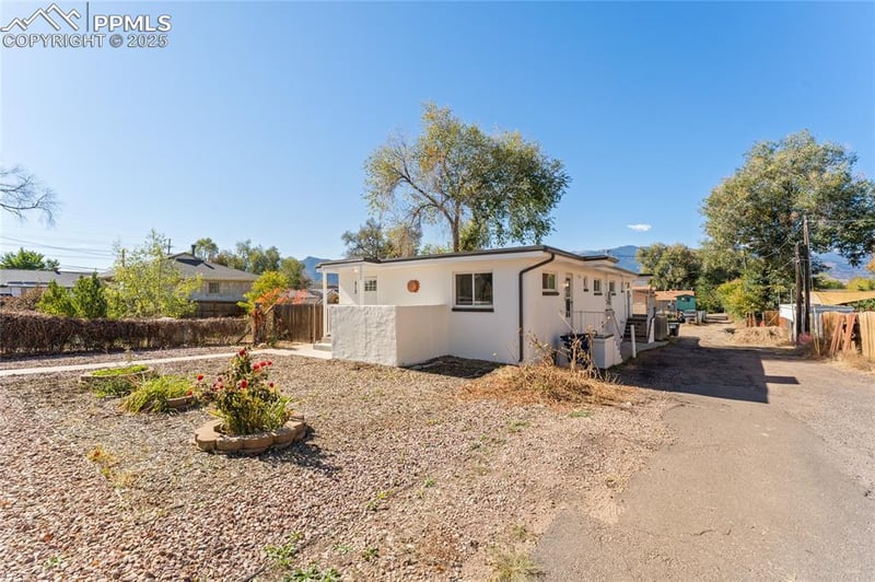 812 Foote Ave, Colorado Springs, CO 80910