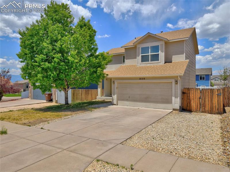 8120 Postrock Dr, Colorado Springs, CO 80951