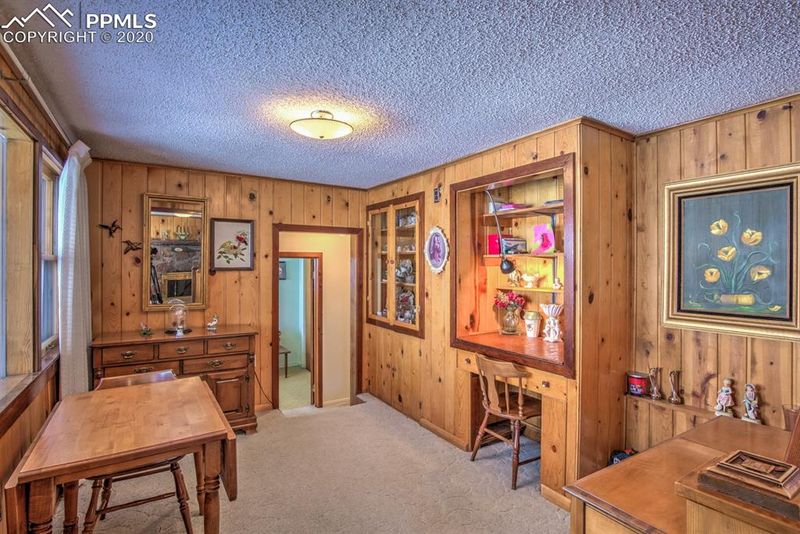 8122 W Highway 24 Hw, Cascade, CO 80809