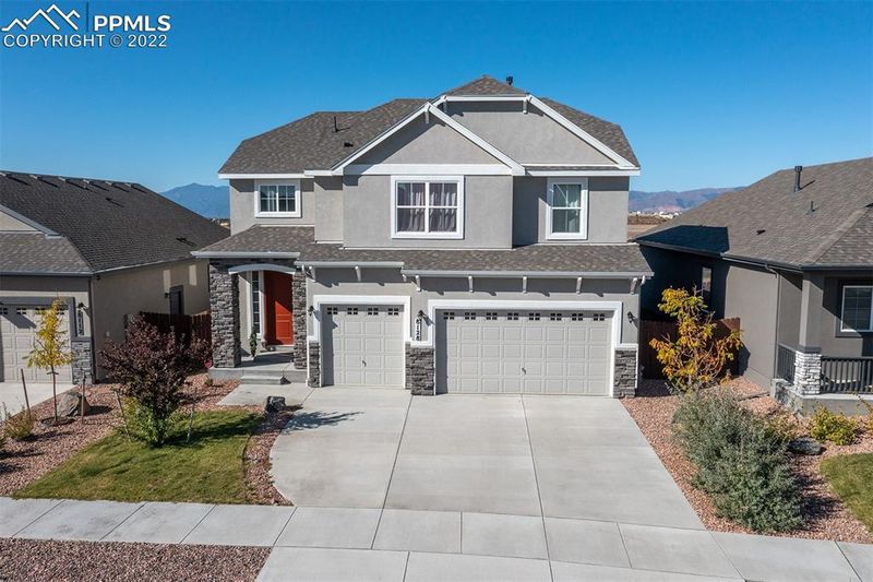 8128 Callendale Dr, Colorado Springs, CO 80908