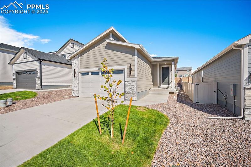 8128 Falling Rock Dr, Colorado Springs, CO 80925