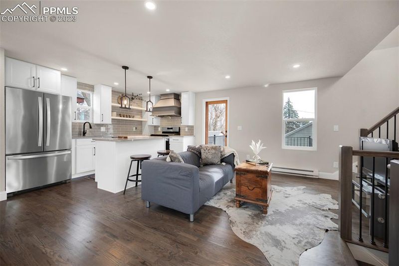 813 N Walnut St, Colorado Springs, CO 80905