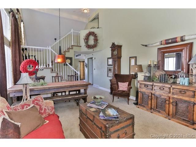 8130 Ravenel Dr, Colorado Springs, CO 80920