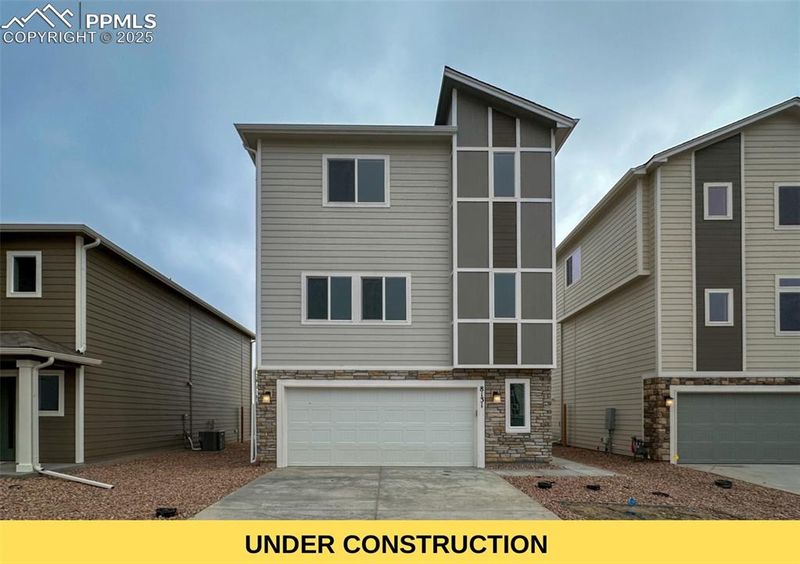 8131 Henzlee Pl, Falcon, CO 80831