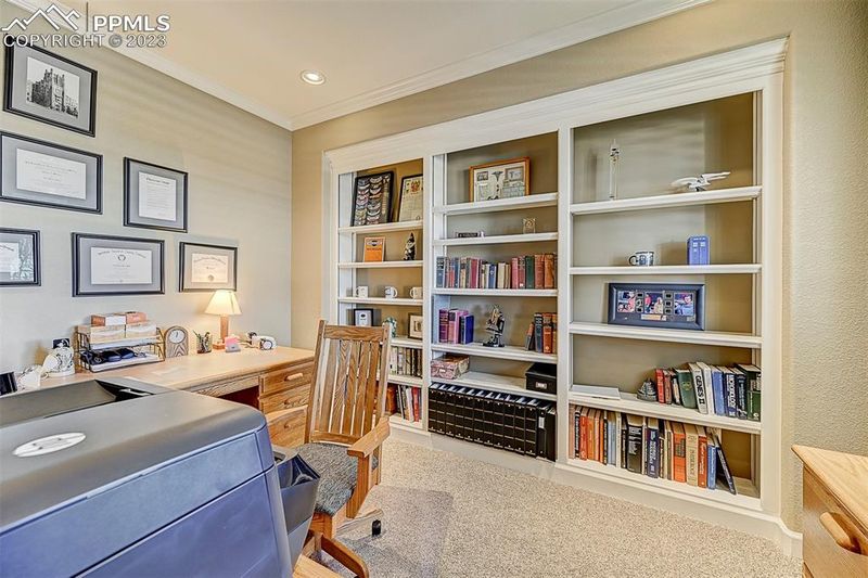 8131 Silver Birch Dr, Colorado Springs, CO 80927