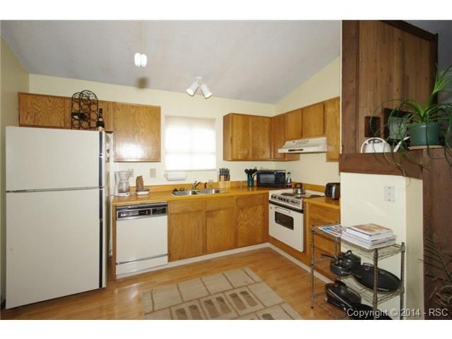 814 S 26th St, Colorado Springs, CO 80904