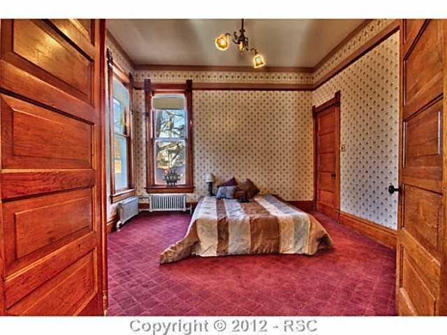 814 E Monument St, Colorado Springs, CO 80903