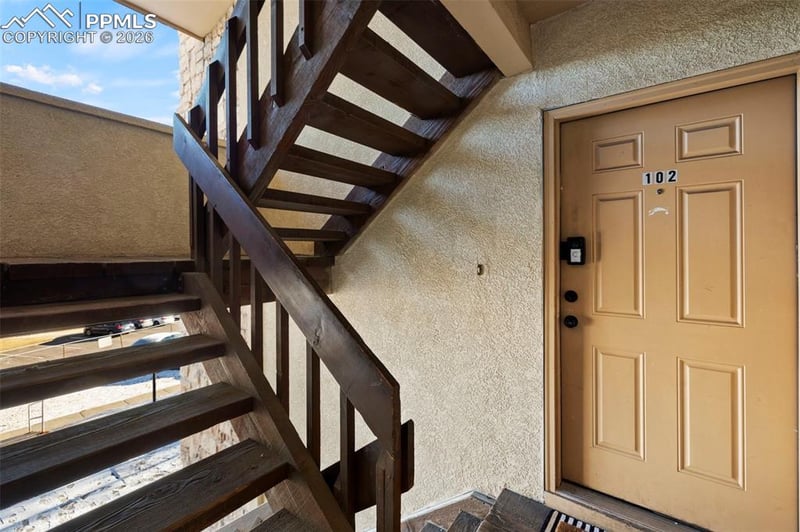814 Tenderfoot Hill Rd #102, Colorado Springs, CO 80906